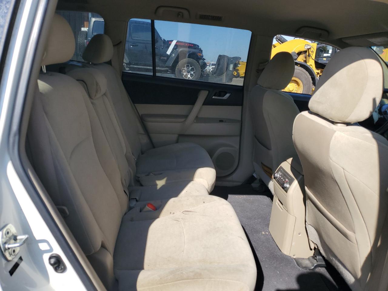 Lot #3317774078 2013 TOYOTA HIGHLANDER
