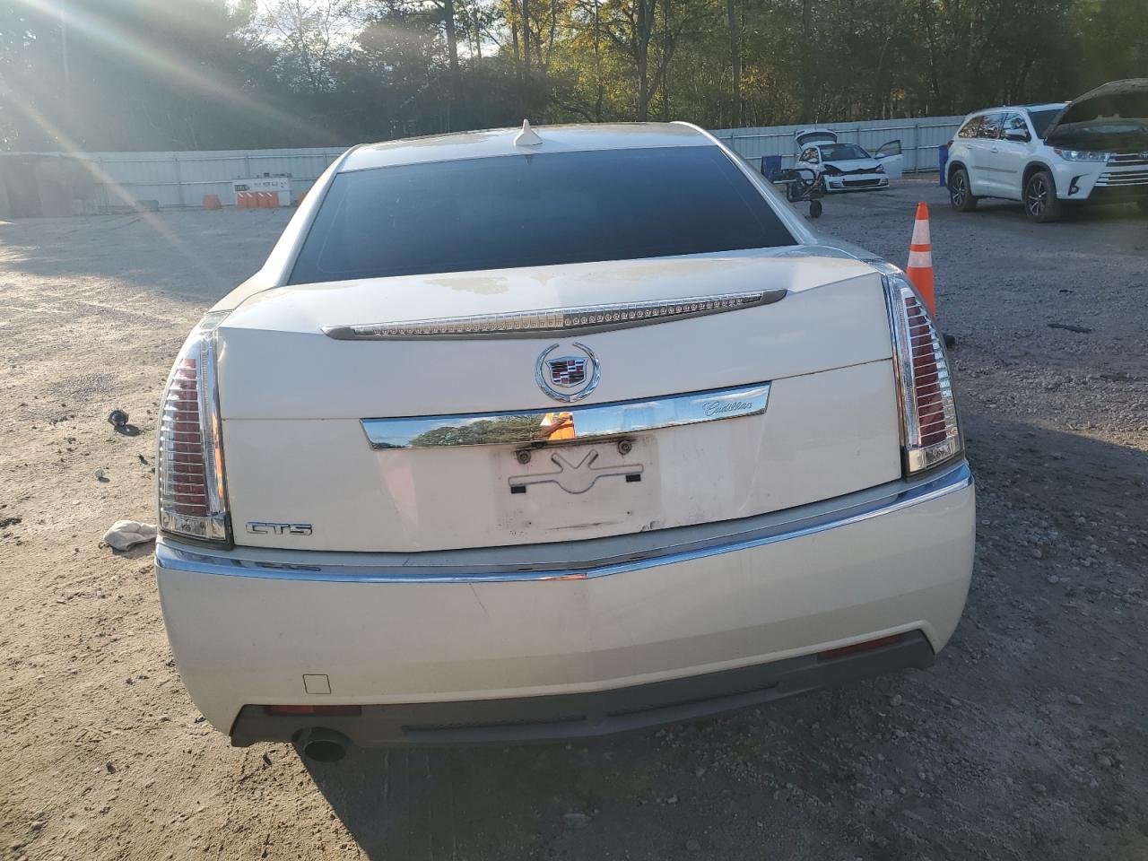 CADILLAC CTS LUXURY COLLECTION