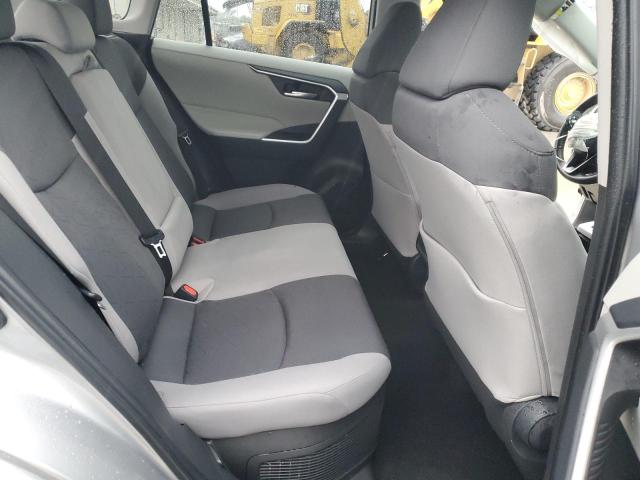 2025 TOYOTA RAV4 XLE #3284851531