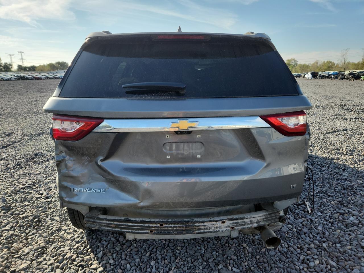 CHEVROLET TRAVERSE LT