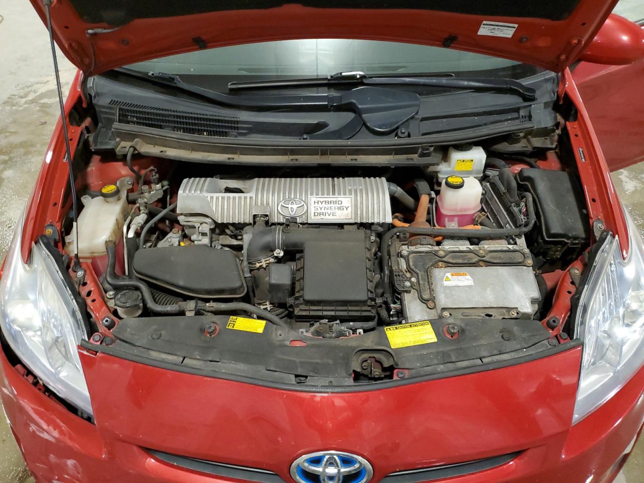 TOYOTA PRIUS