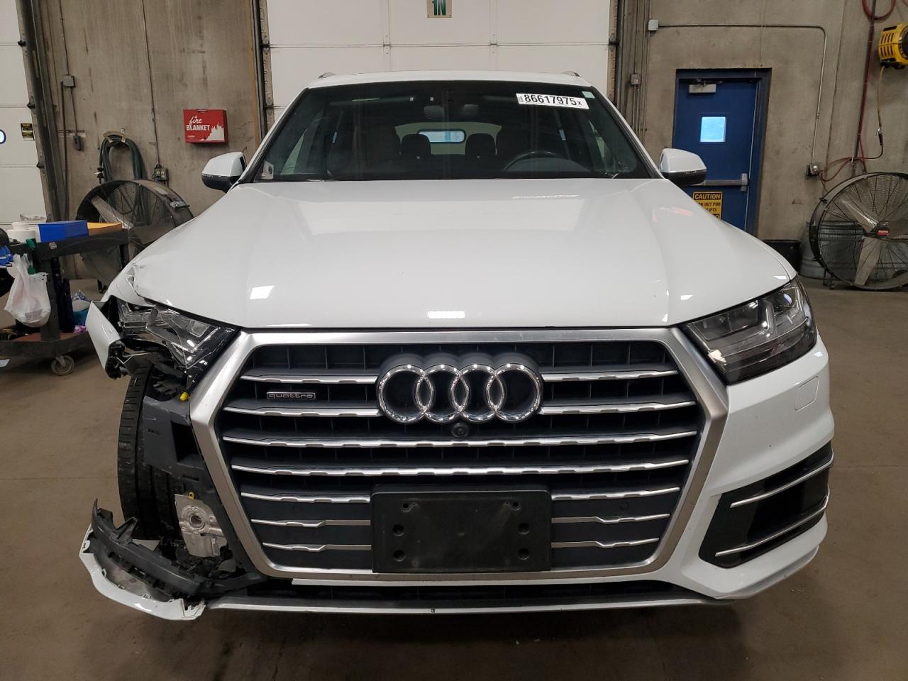 AUDI Q7 PREMIUM PLUS