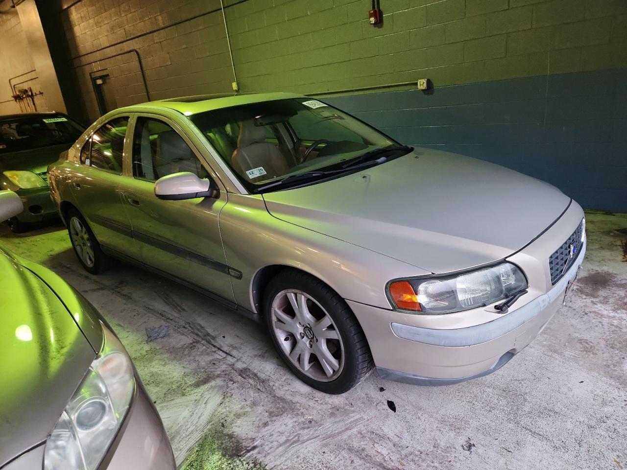 Lot #3273991811 2003 VOLVO S60 2.5T