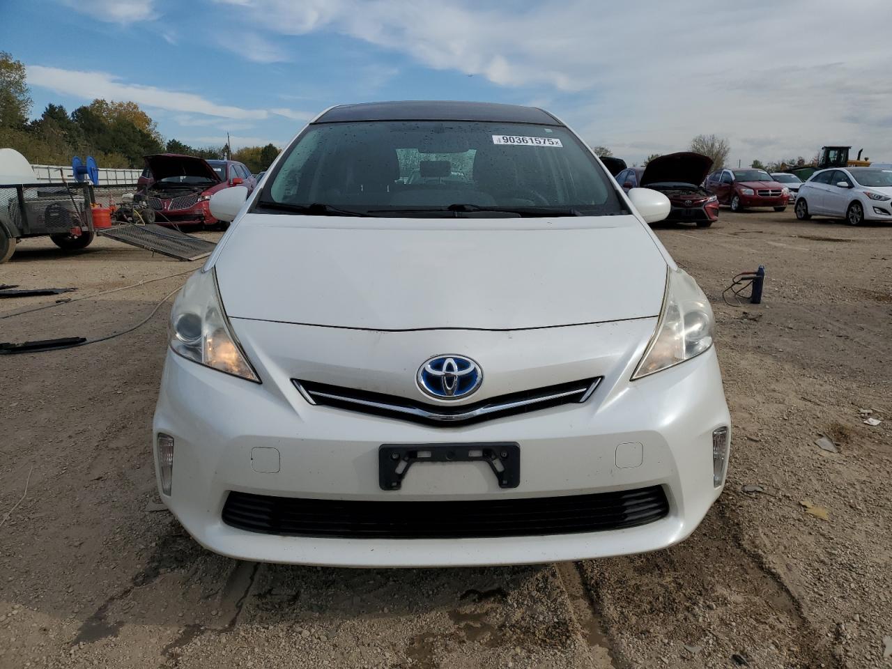 TOYOTA PRIUS V