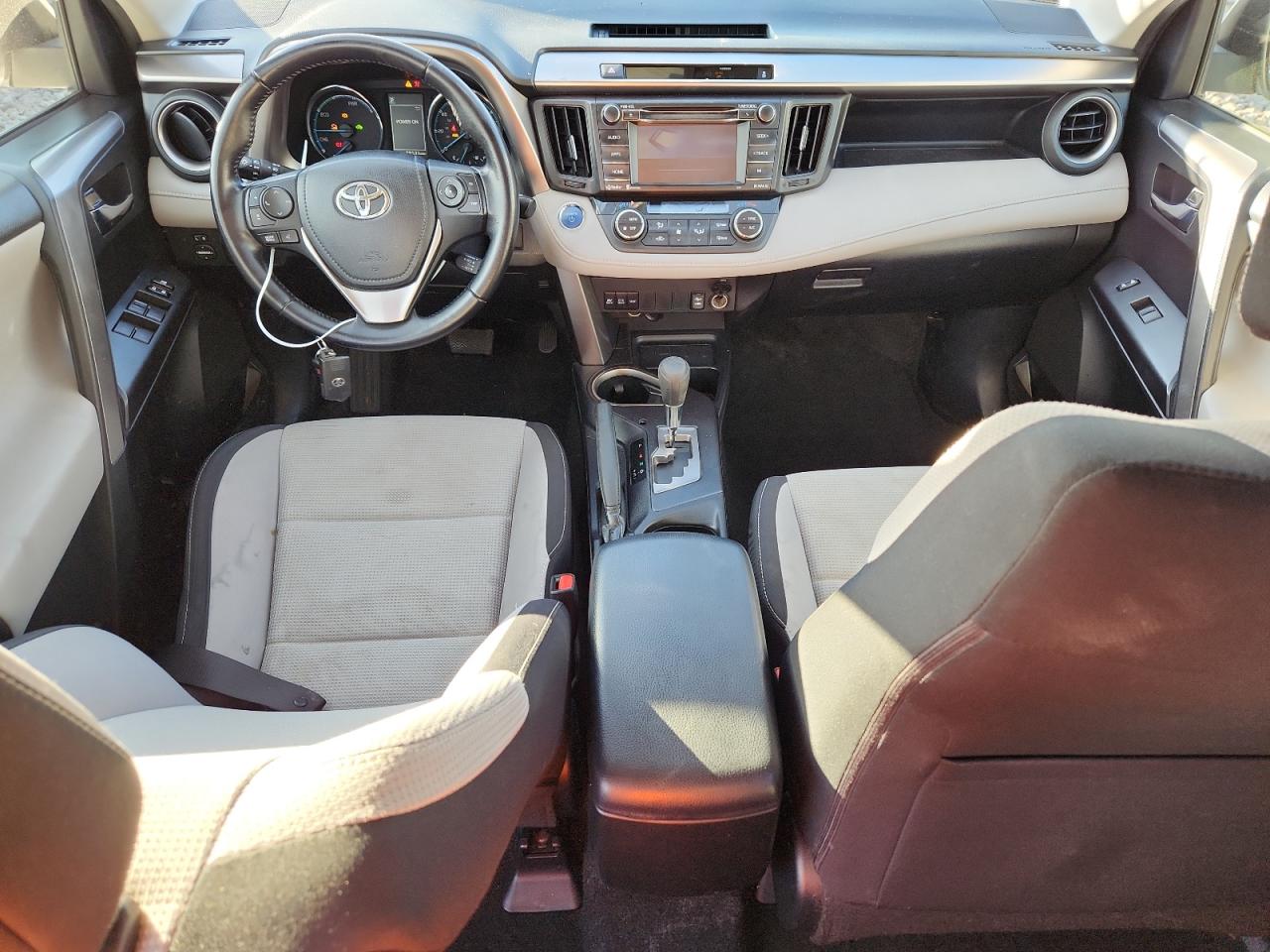 TOYOTA RAV4 XLE