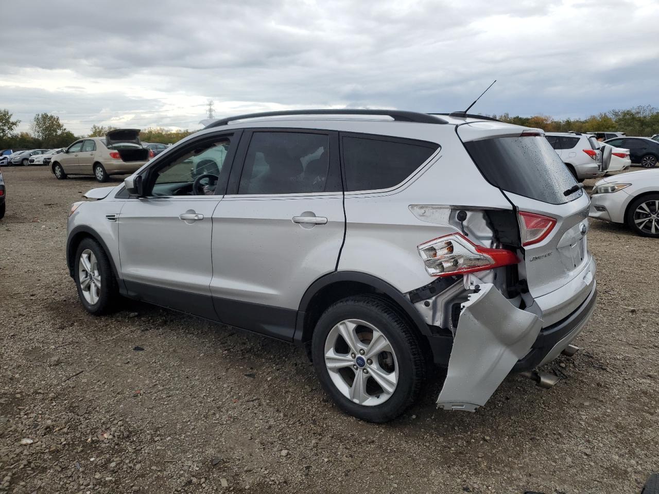 FORD ESCAPE SE