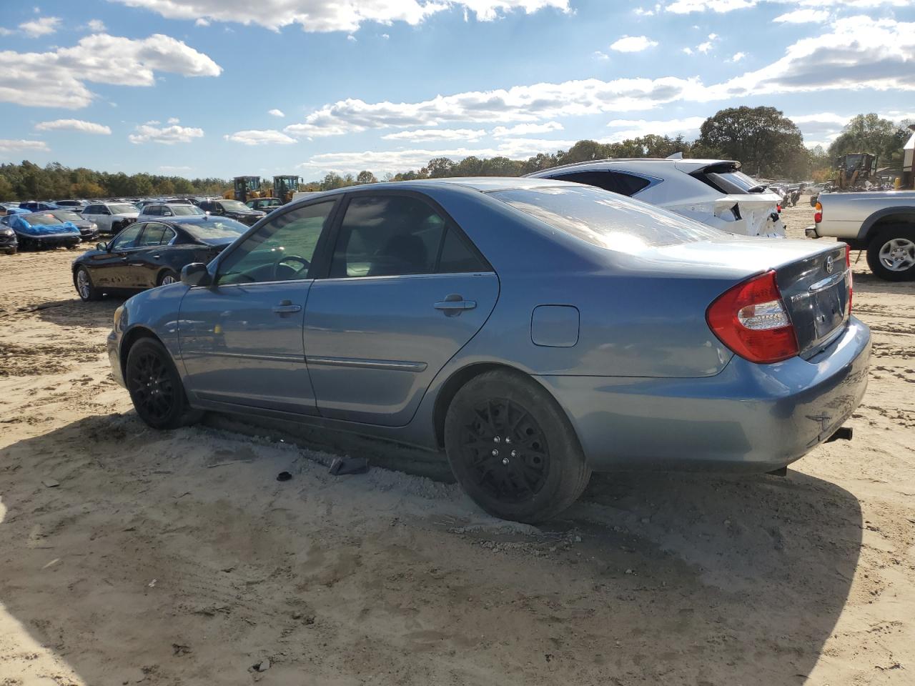 Lot #3290112265 2004 TOYOTA CAMRY LE