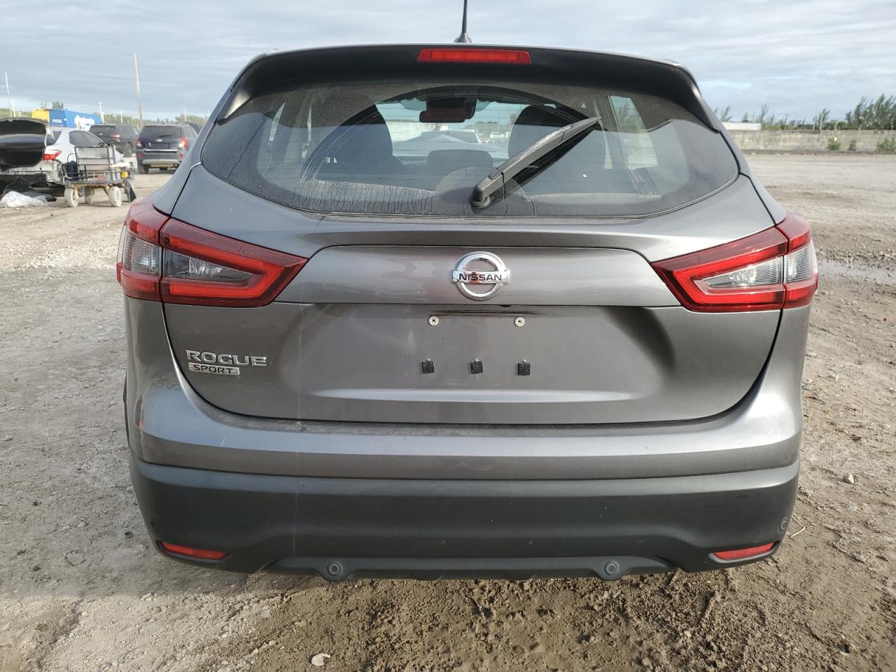 NISSAN ROGUE SPORT S