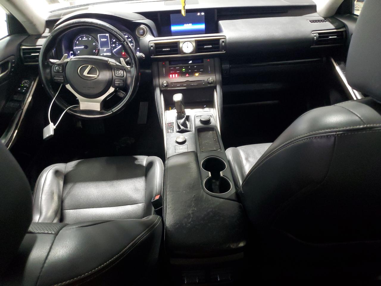 LEXUS IS 300 PREMIUM