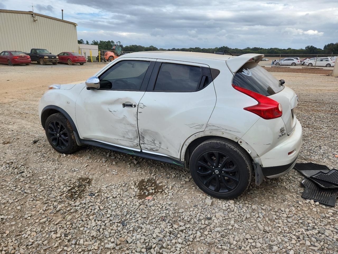 NISSAN JUKE S