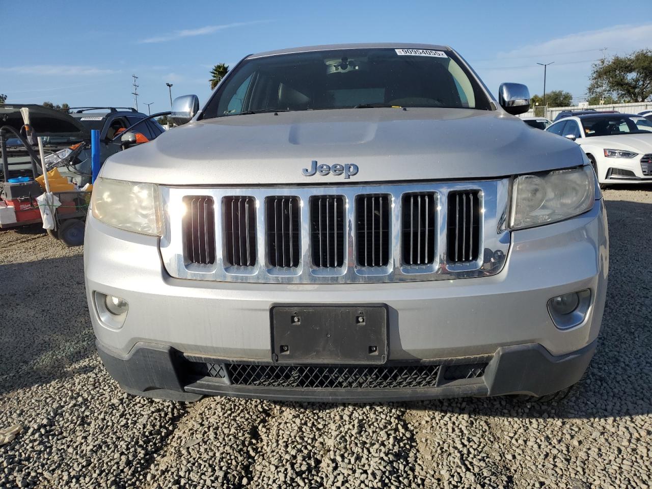 JEEP GRAND CHEROKEE LAREDO