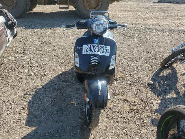 2015 VESPA GTS 300 SU - ZAPM459L3F5100183