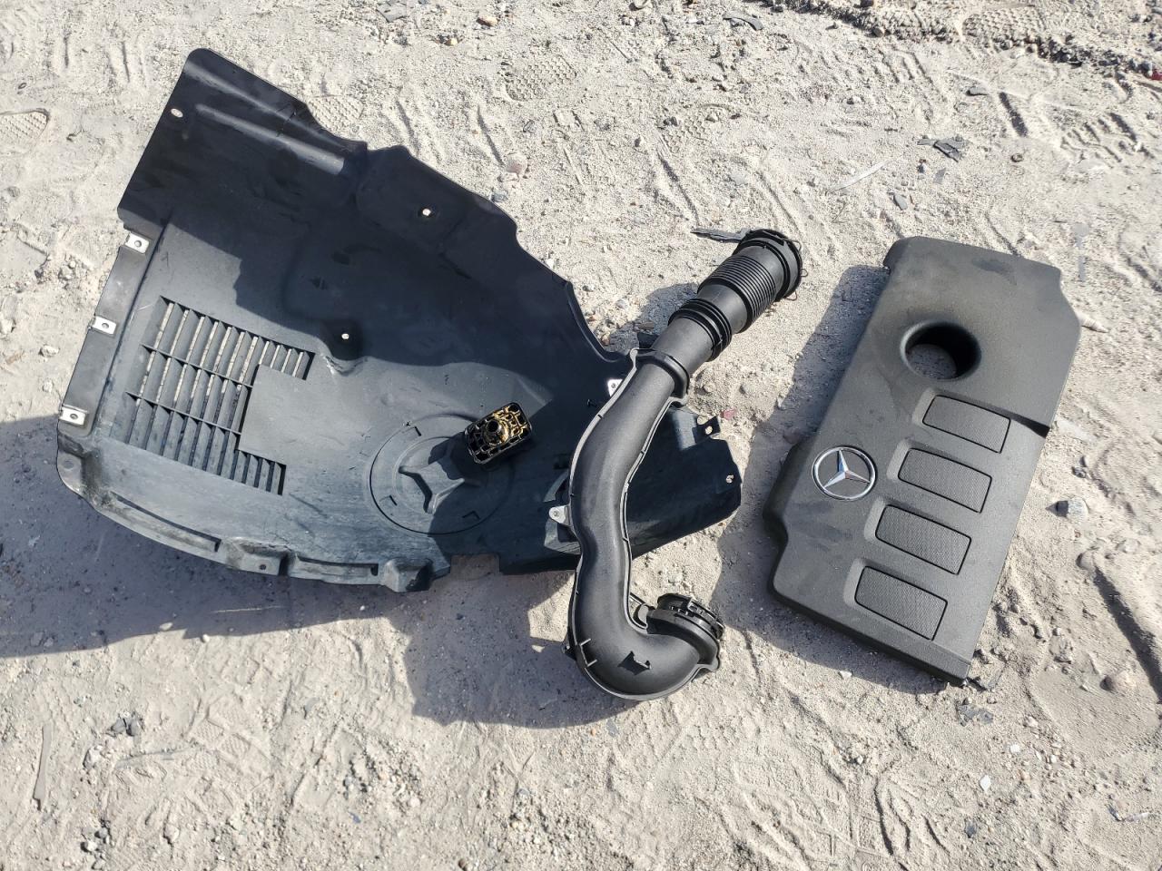 MERCEDES-BENZ A-CLASS 220 4MATIC