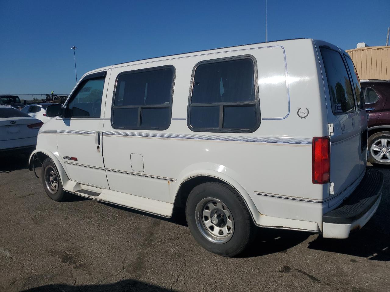 Lot #3302736018 1994 CHEVROLET ASTRO