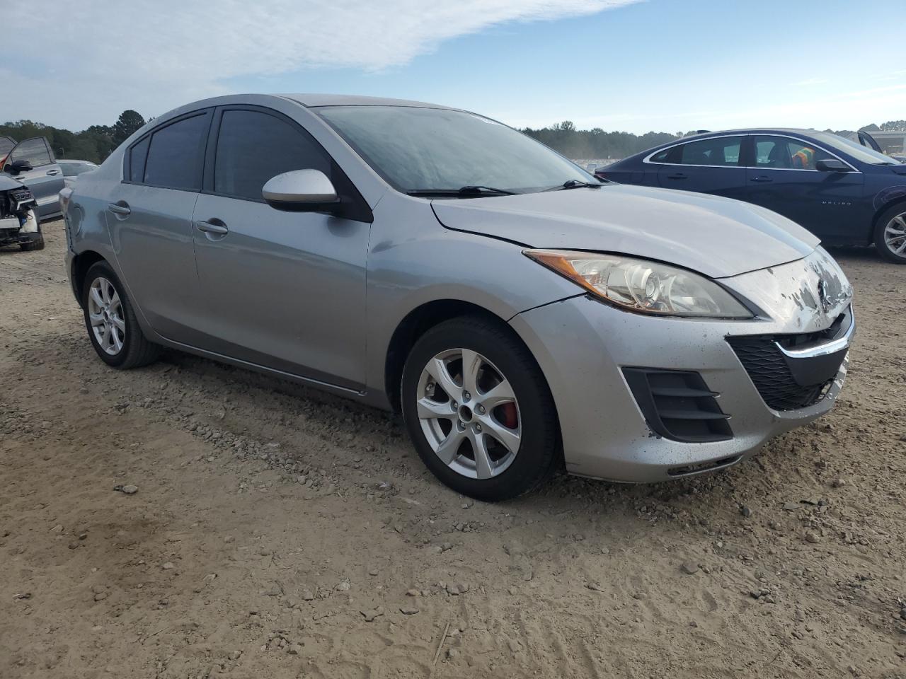 MAZDA 3 I