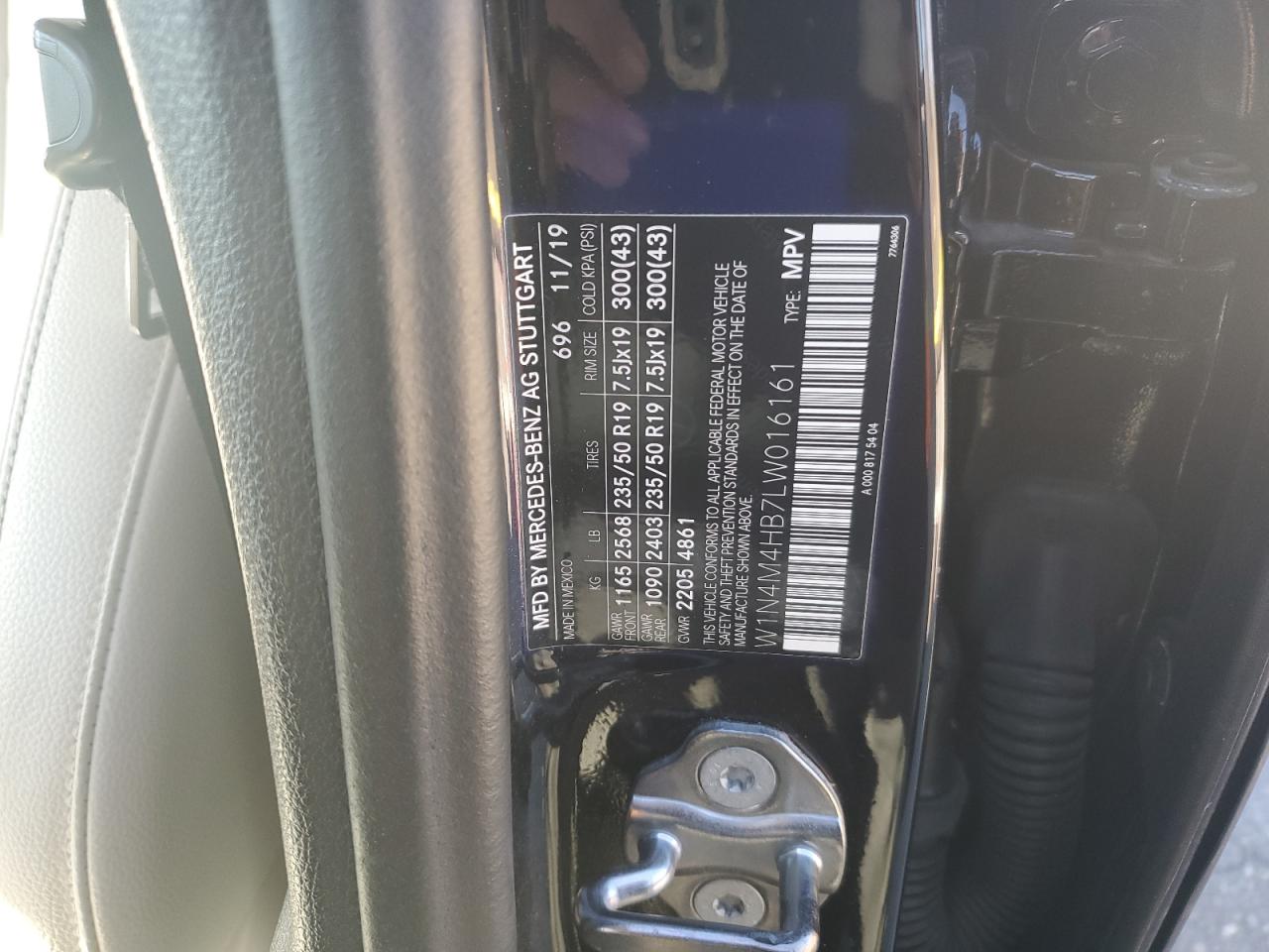 MERCEDES-BENZ GLB-CLASS 250 4MATIC