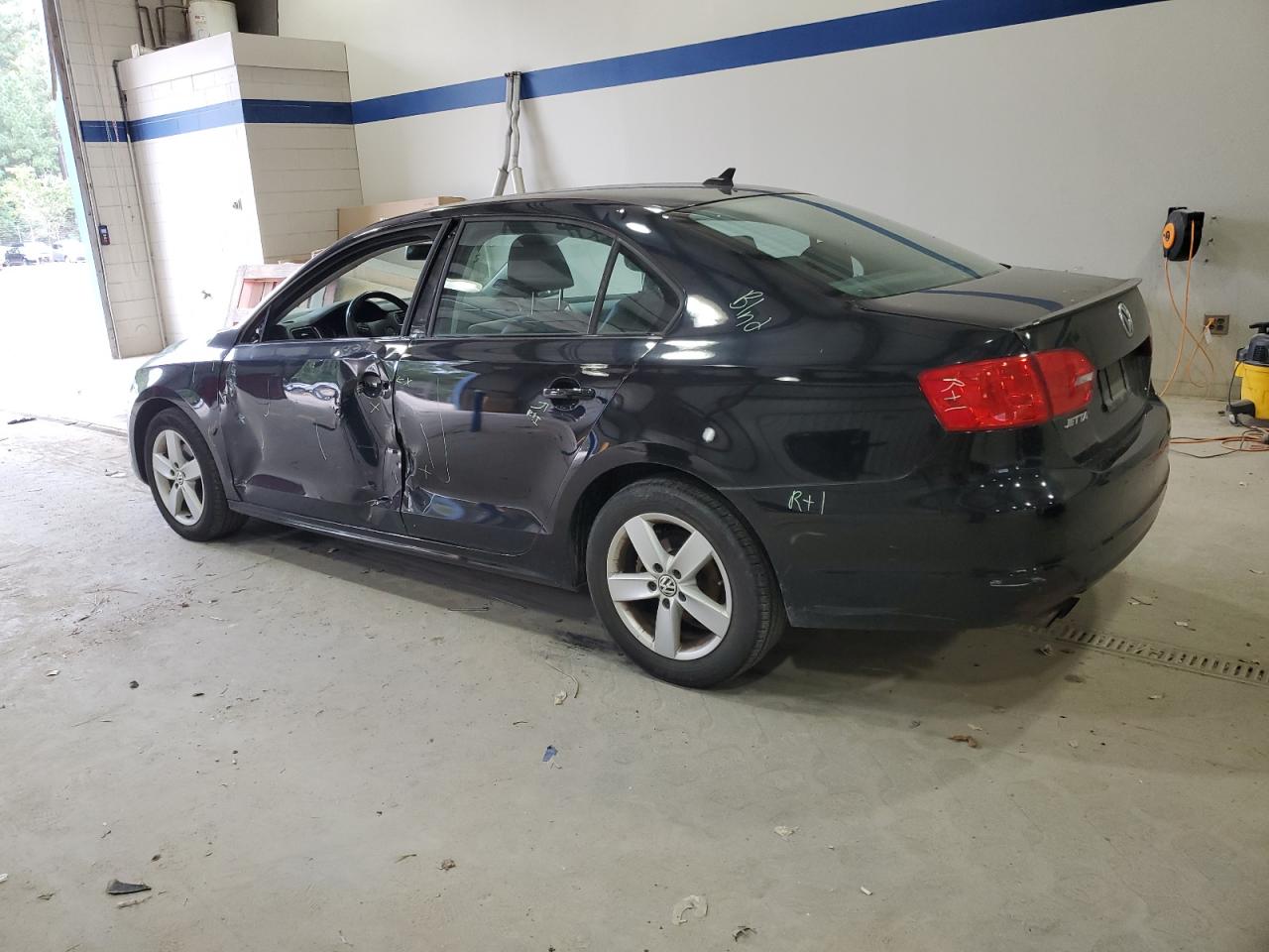 VOLKSWAGEN JETTA TDI