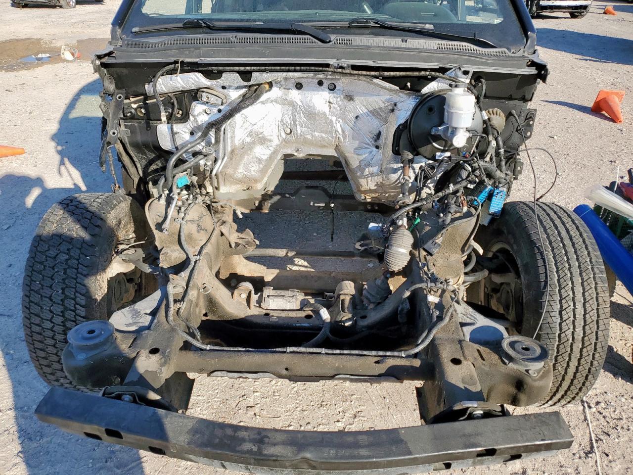 CHEVROLET SUBURBAN C1500 LT