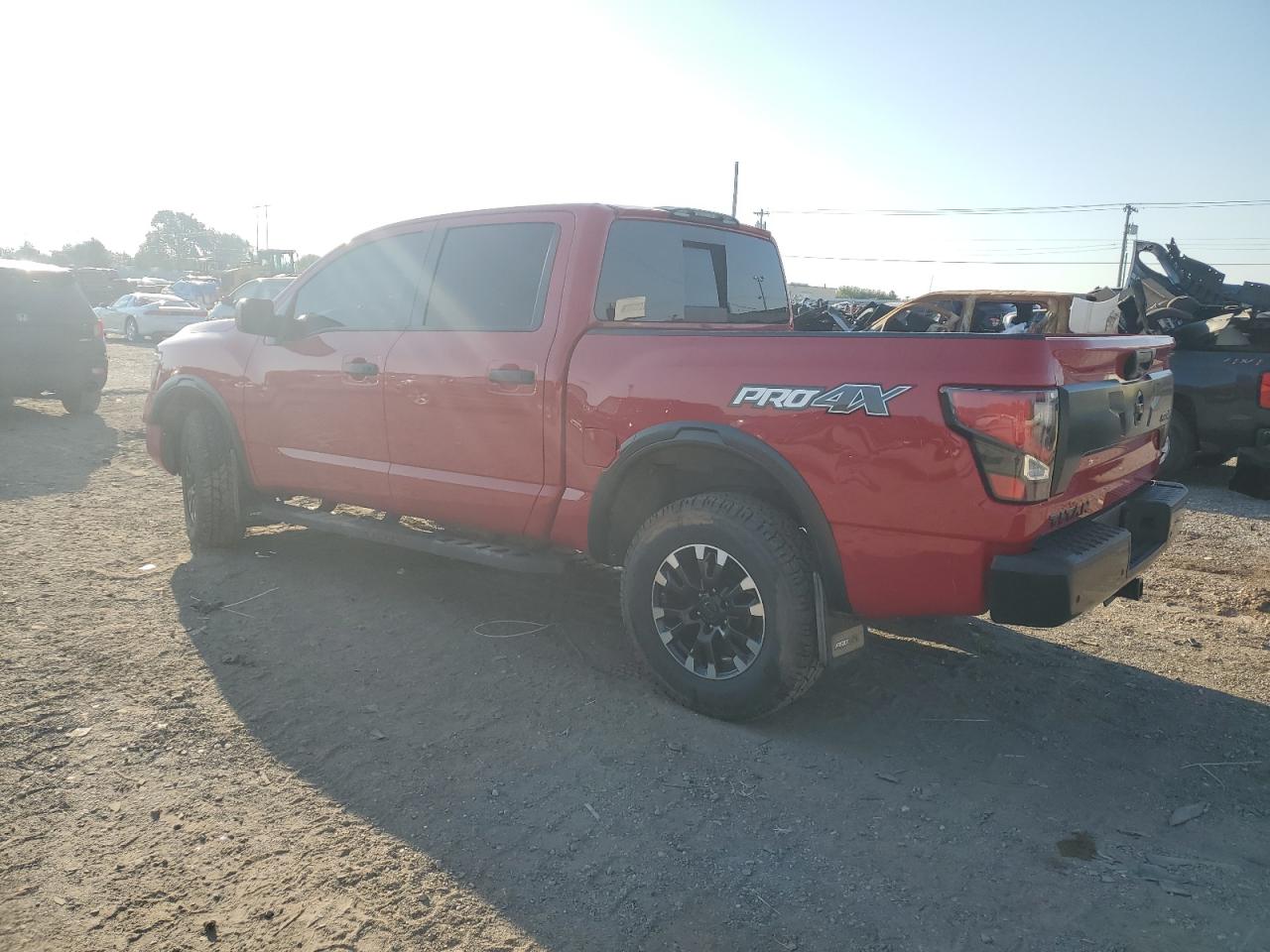 NISSAN TITAN SV