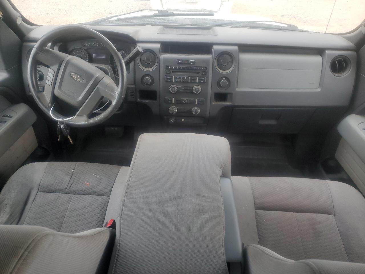 FORD F-150 SUPER CAB