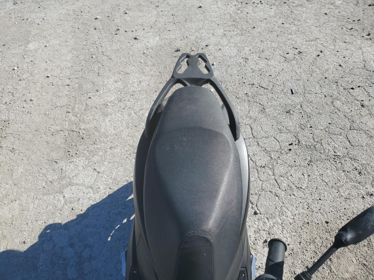 Lot #3282525872 2022 TAIZ MOPED