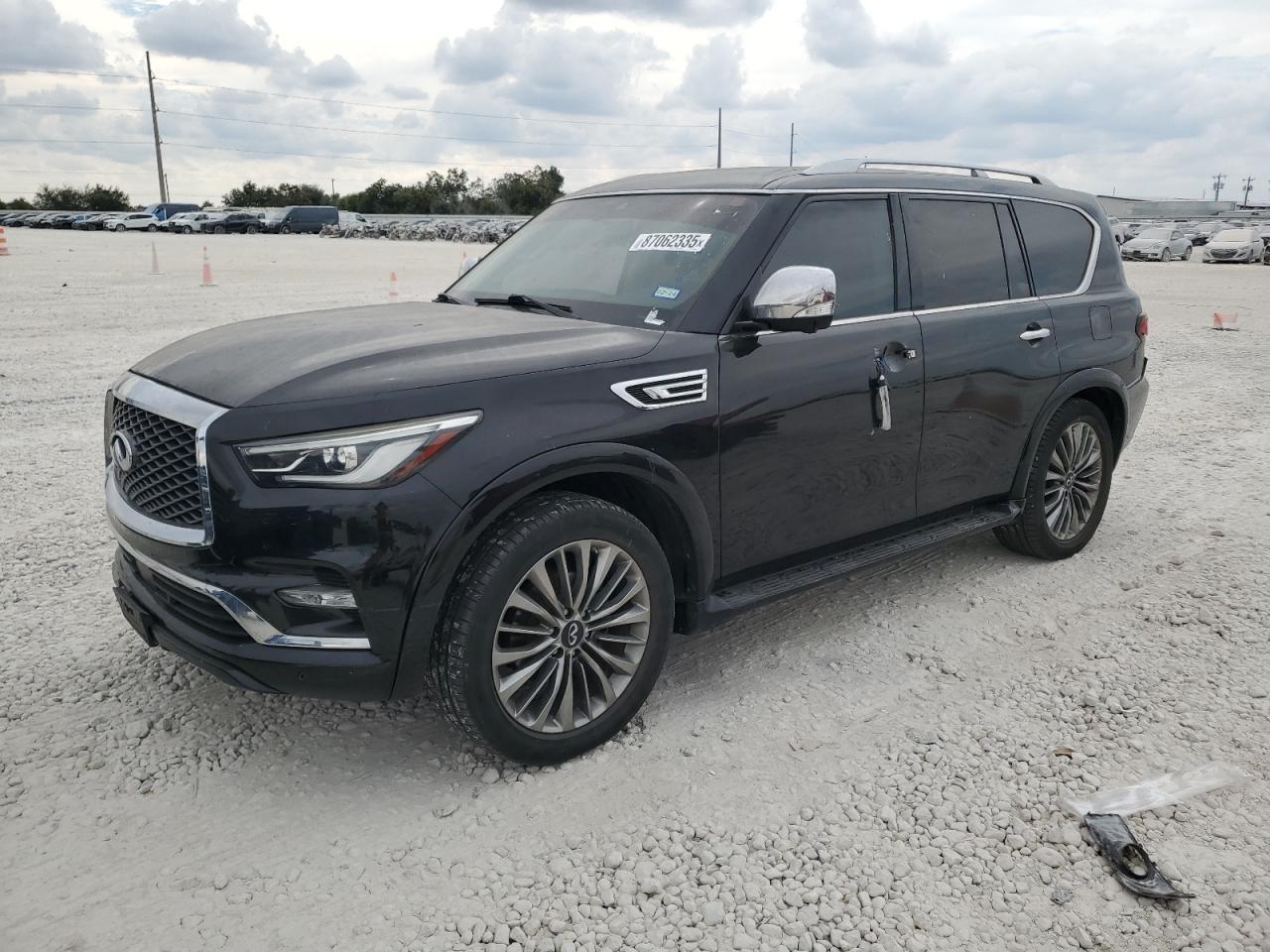 INFINITI QX80 BASE
