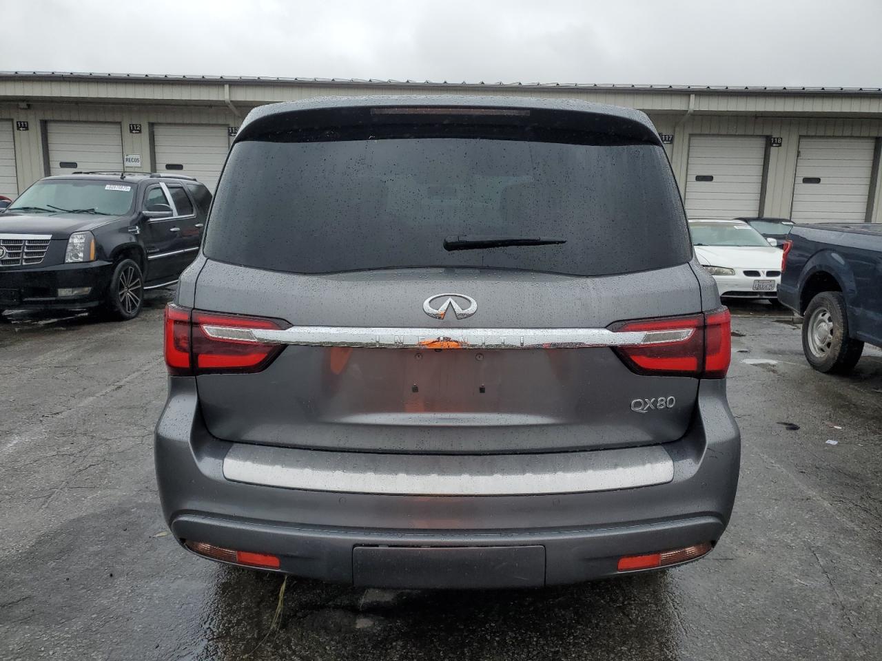 INFINITI QX80 LUXE