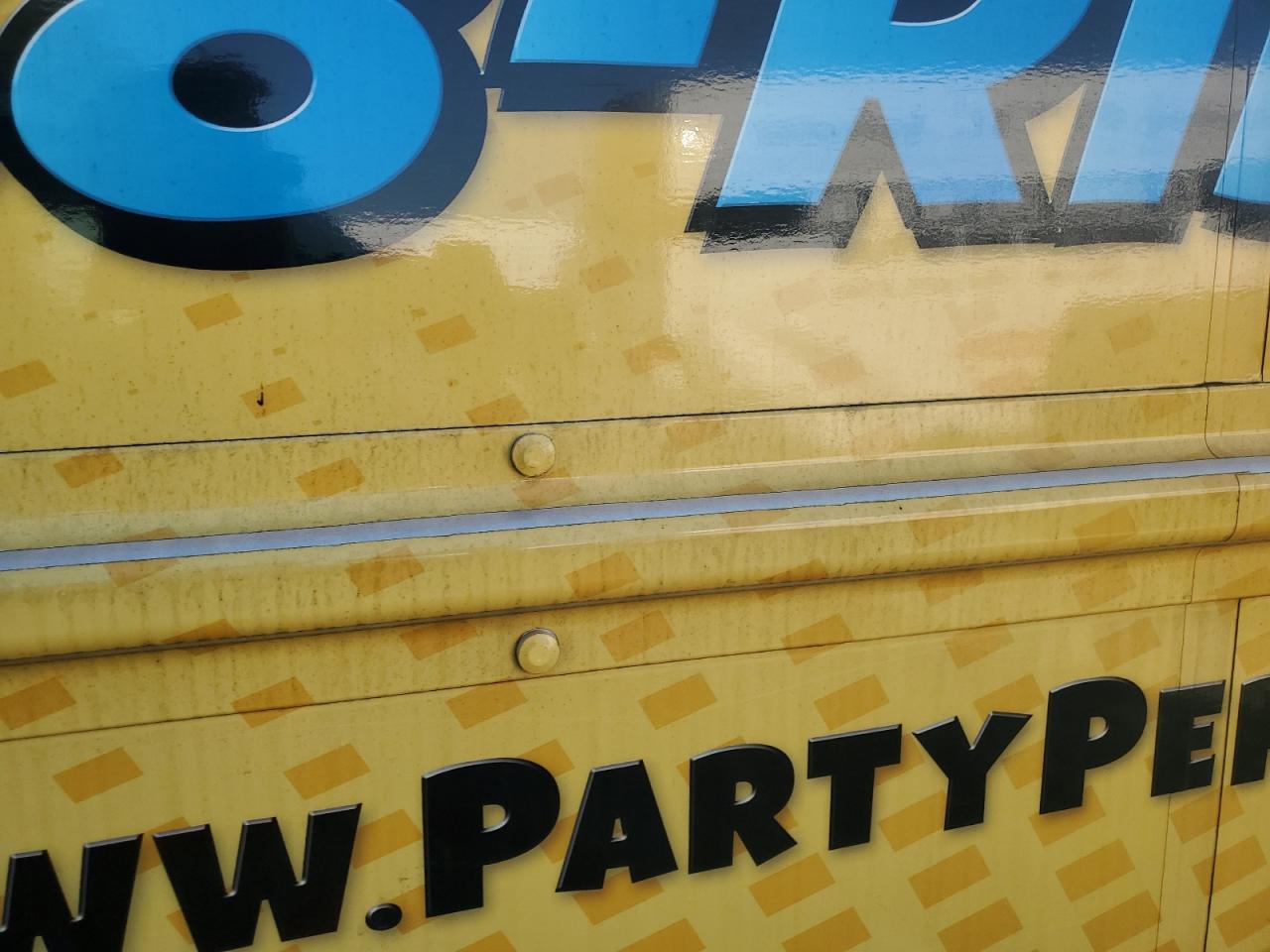 FORD ECONOLINE E350 SUPER DUTY CUTAWAY VAN