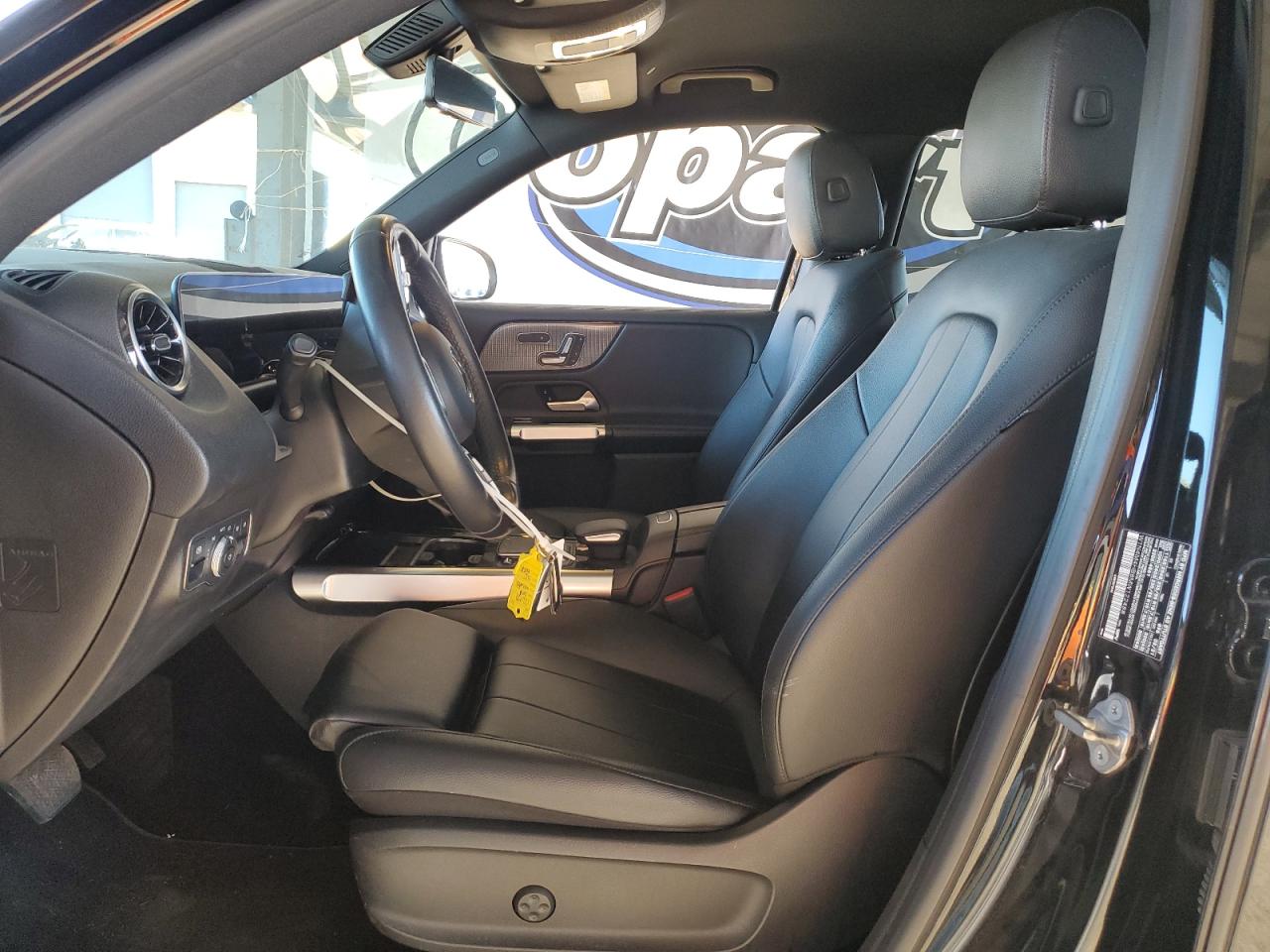 MERCEDES-BENZ GLB-CLASS 250 4MATIC