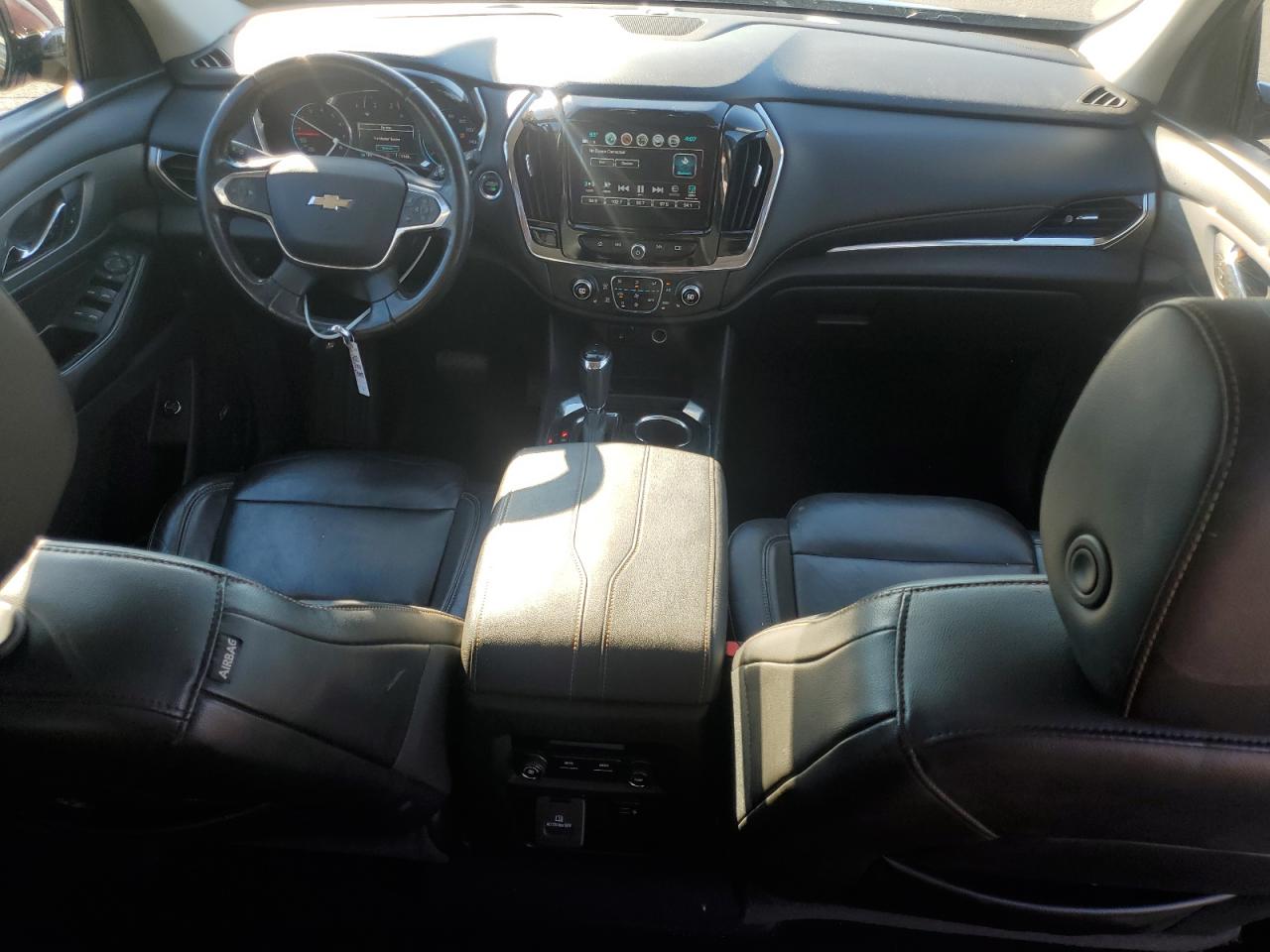 CHEVROLET TRAVERSE LT