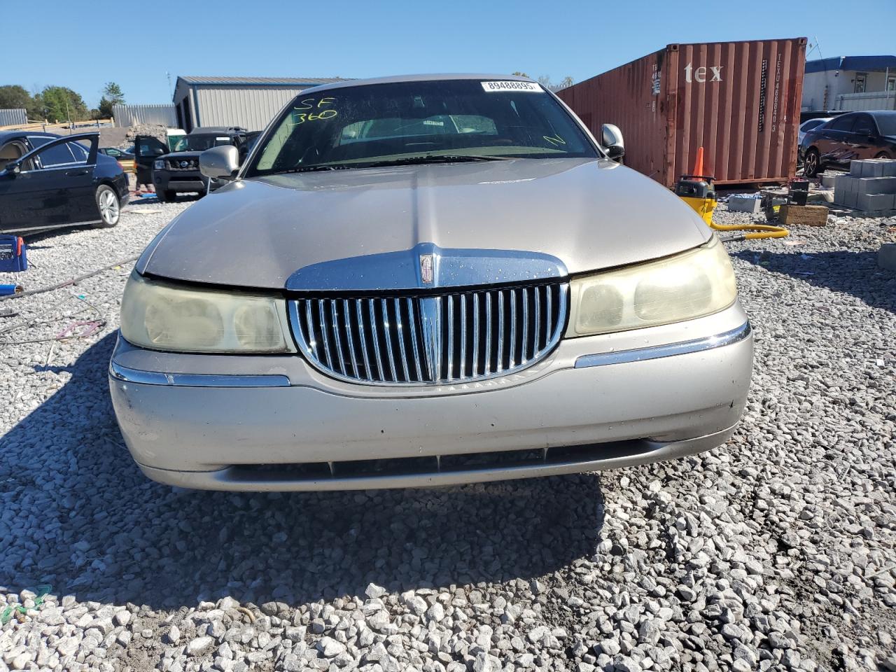 Lot #3290278210 2002 LINCOLN TOWN CAR S