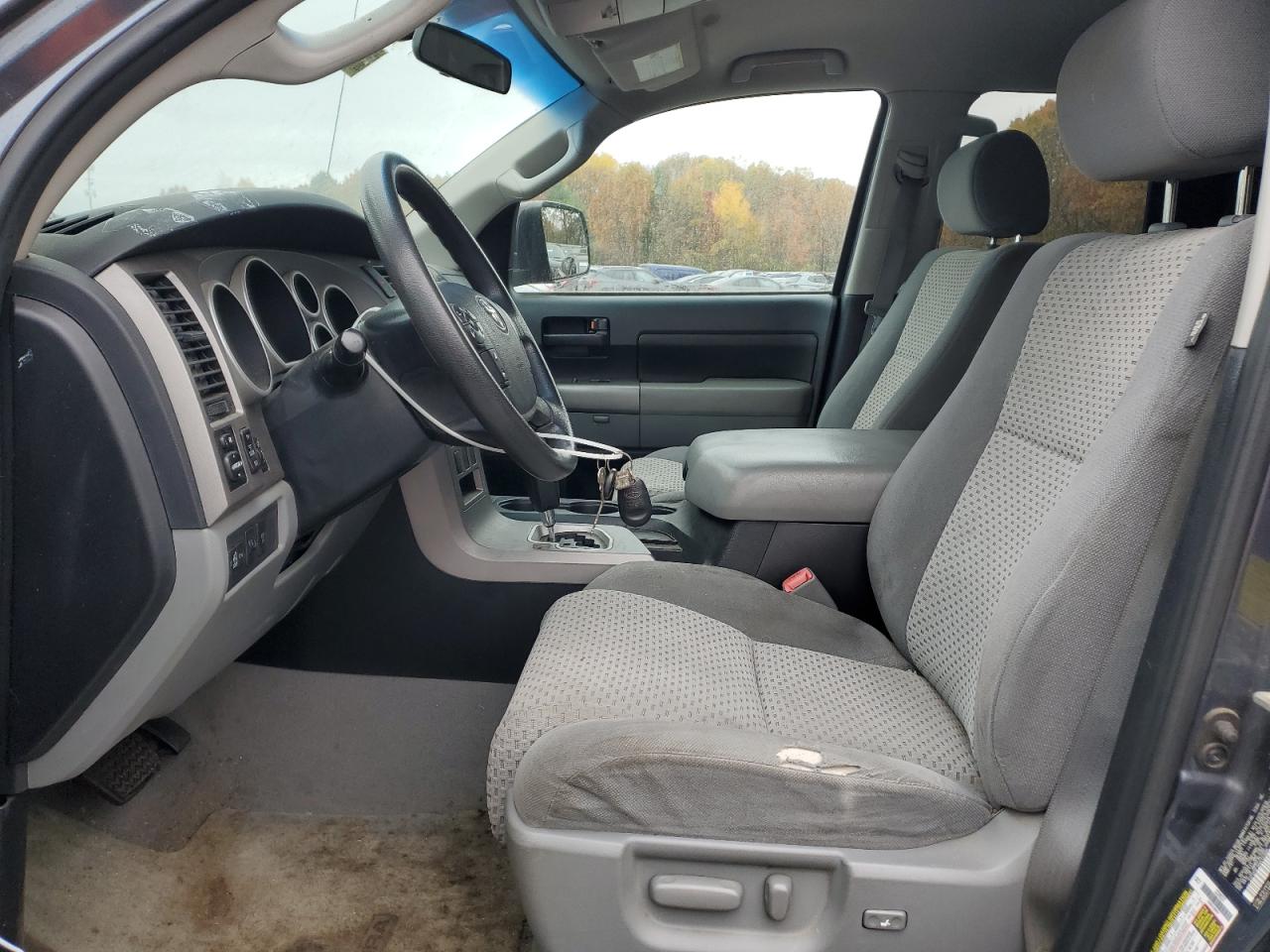 TOYOTA TUNDRA DOUBLE CAB SR5