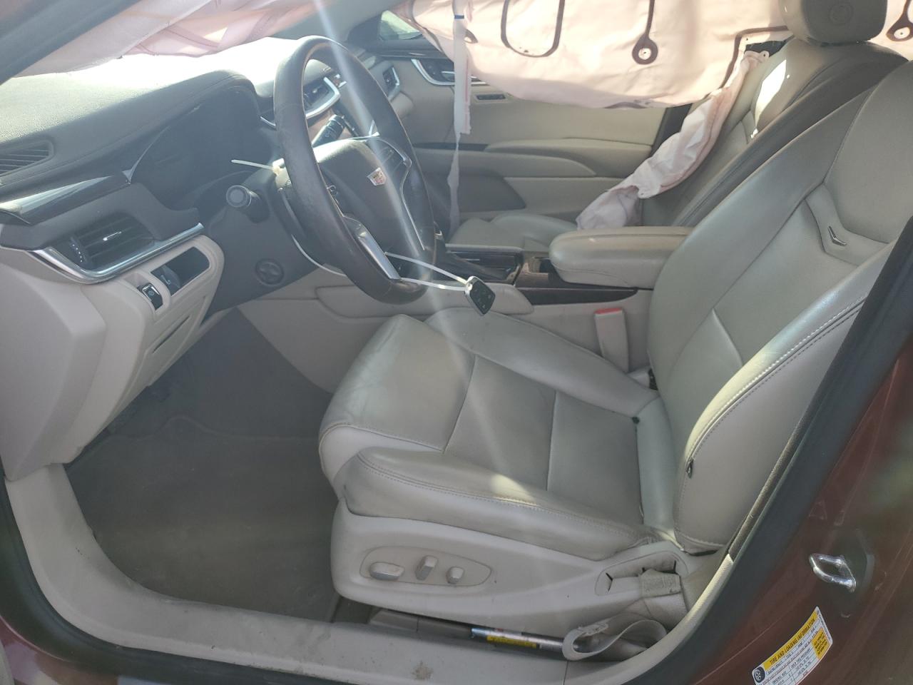 CADILLAC XTS LUXURY COLLECTION