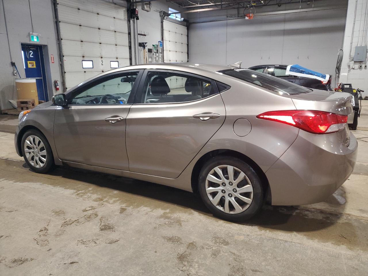 HYUNDAI ELANTRA GLS