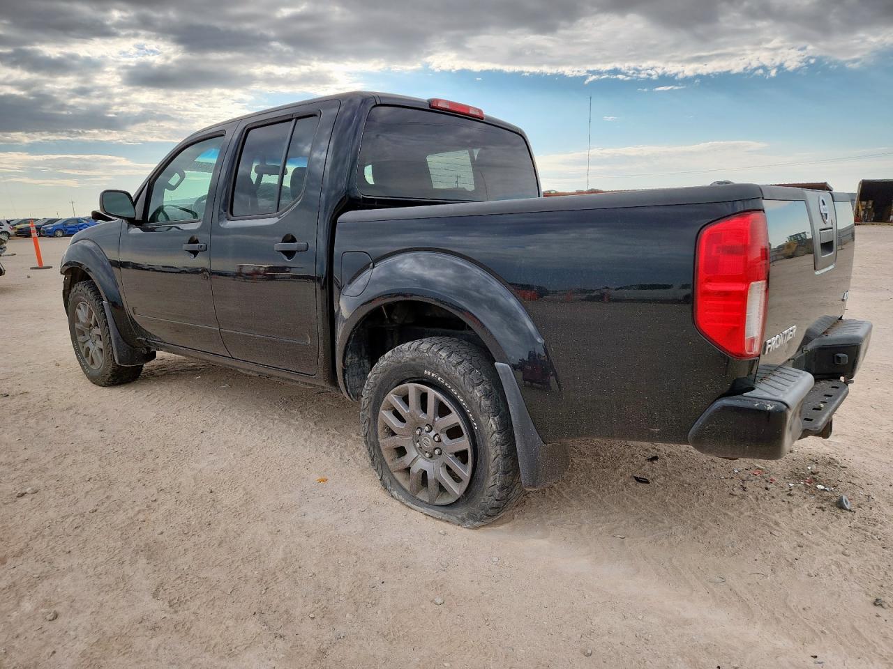 NISSAN FRONTIER S