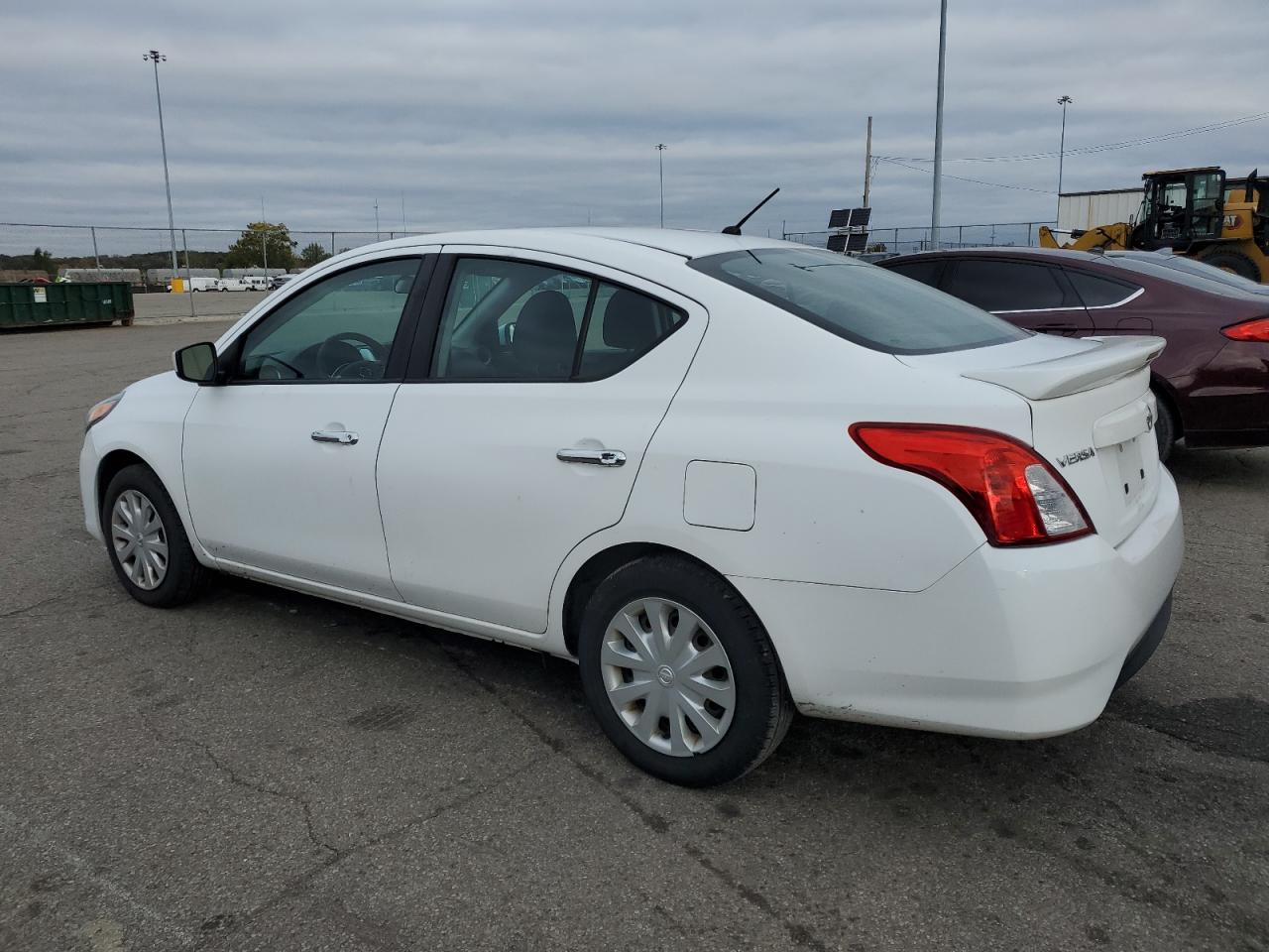 NISSAN VERSA S