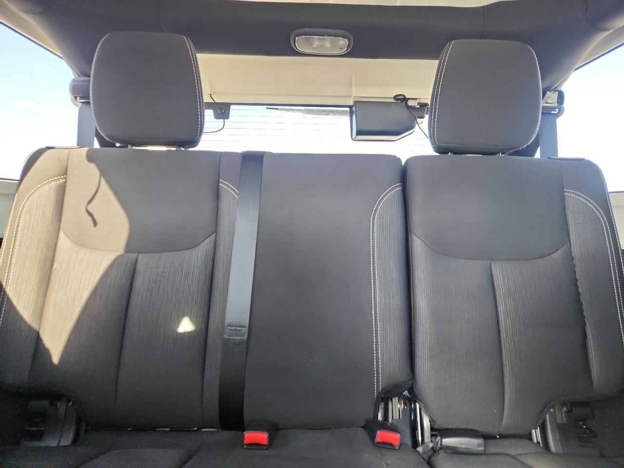 JEEP WRANGLER SAHARA