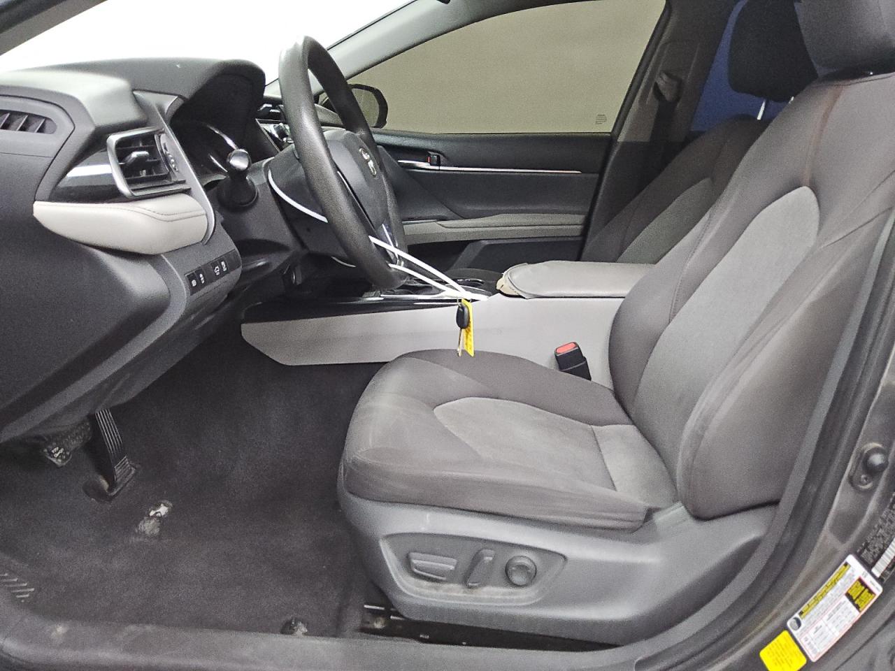 Lot #3318973913 2020 TOYOTA CAMRY LE