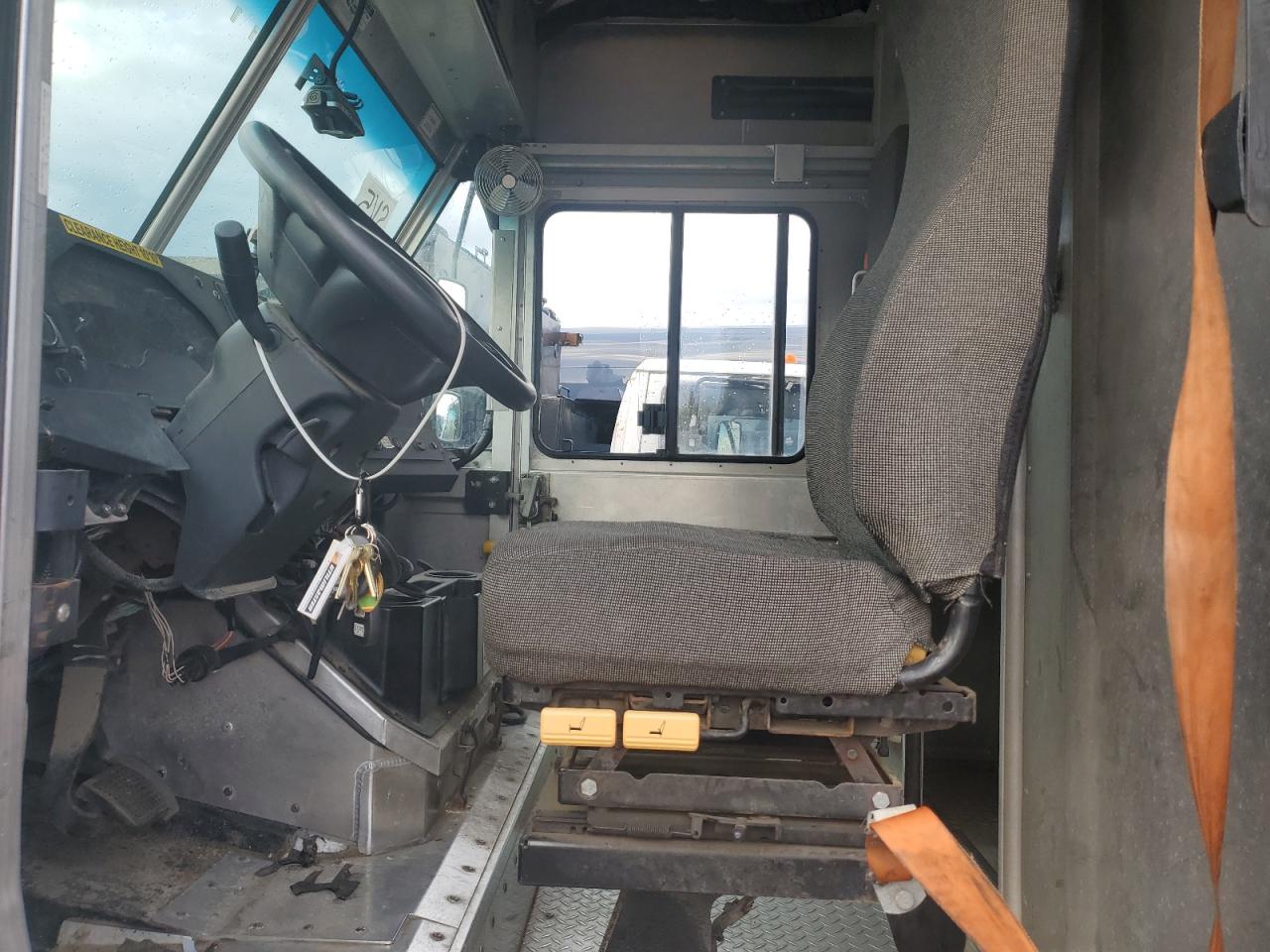 Lot #3302654004 2020 FORD F59