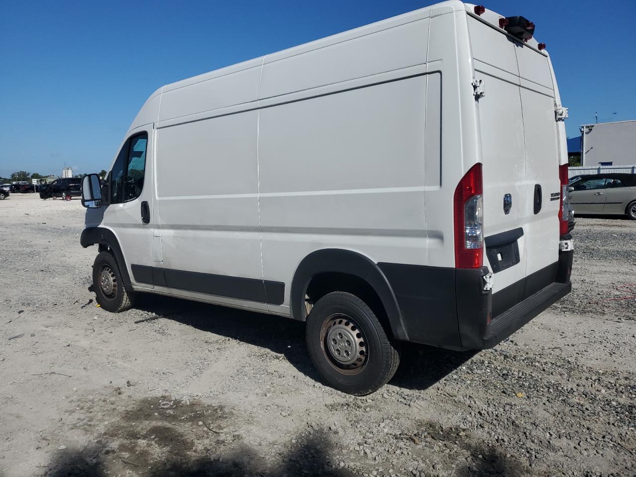 RAM PROMASTER 1500 HIGH