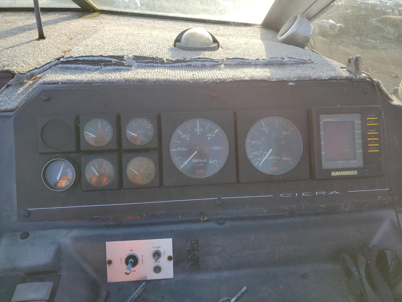 Lot #3278564926 1992 BAYLINER CIERA 27'