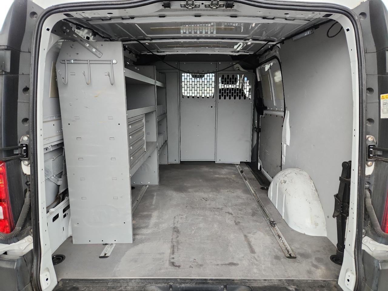 MERCEDES-BENZ METRIS