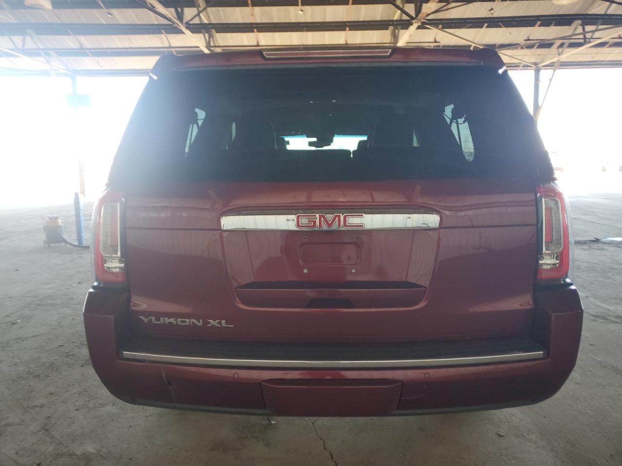 GMC YUKON DENALI
