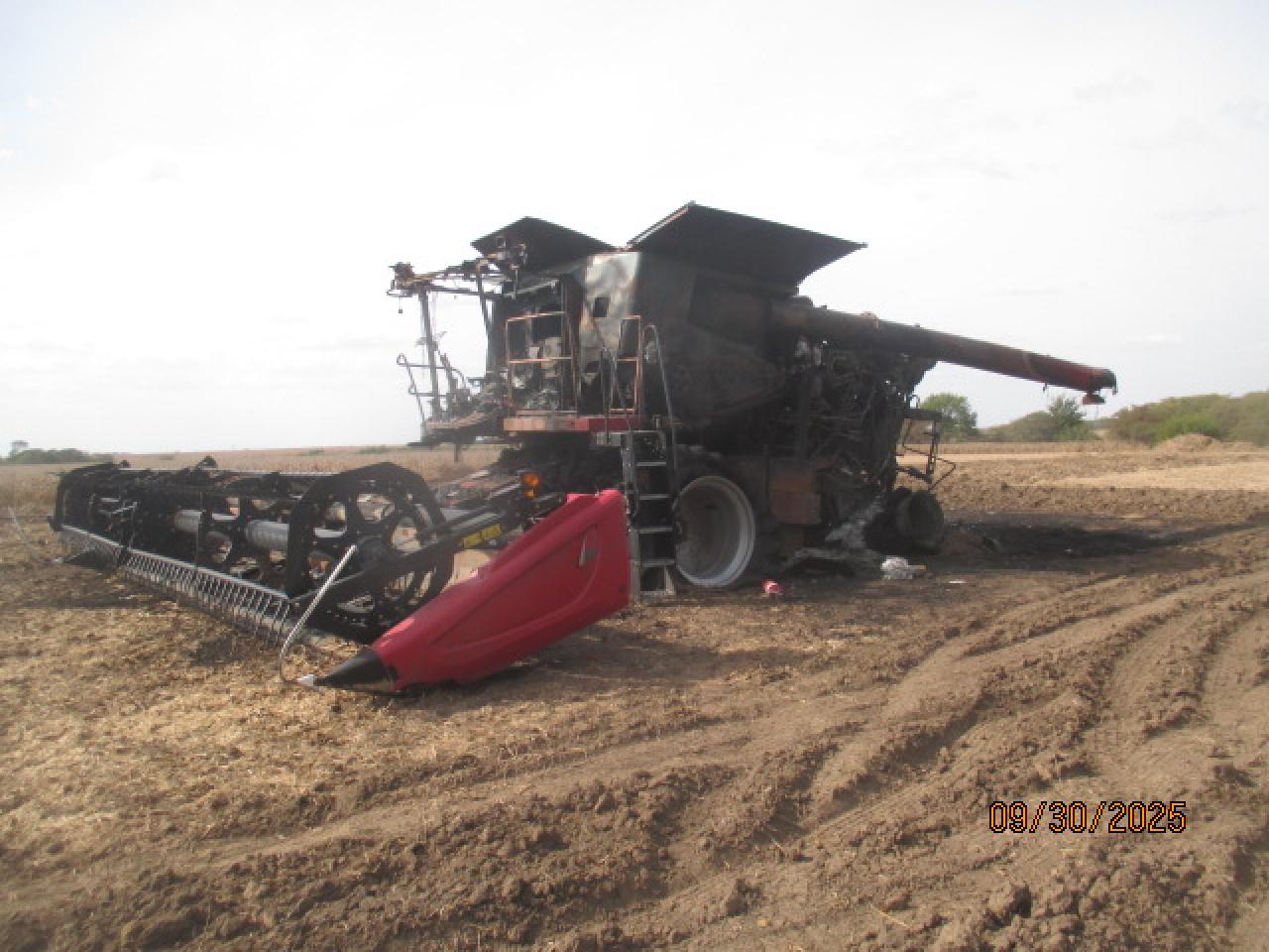 Lot #3271615361 2014 MACD COMBINEHEA