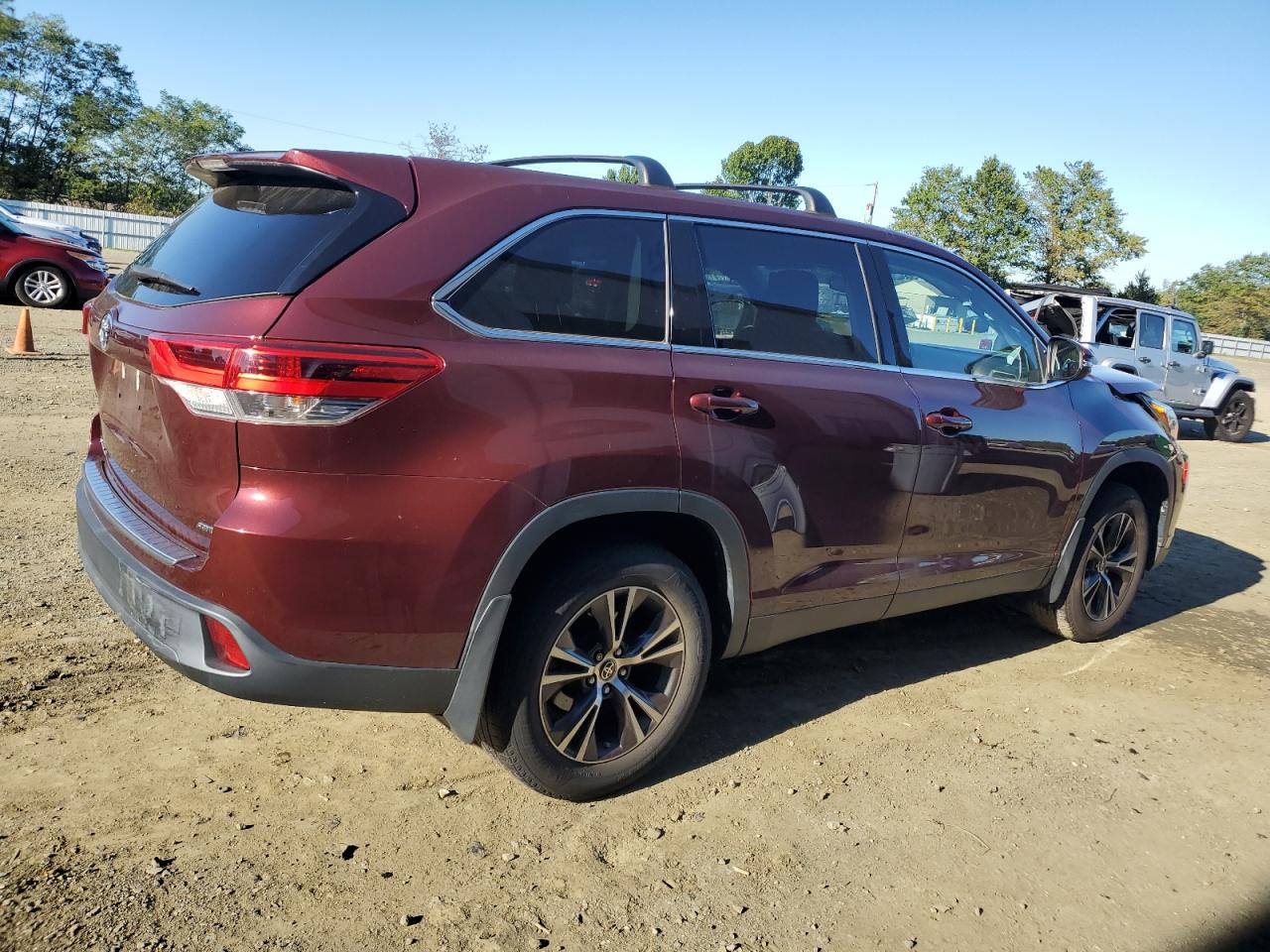 TOYOTA HIGHLANDER LE