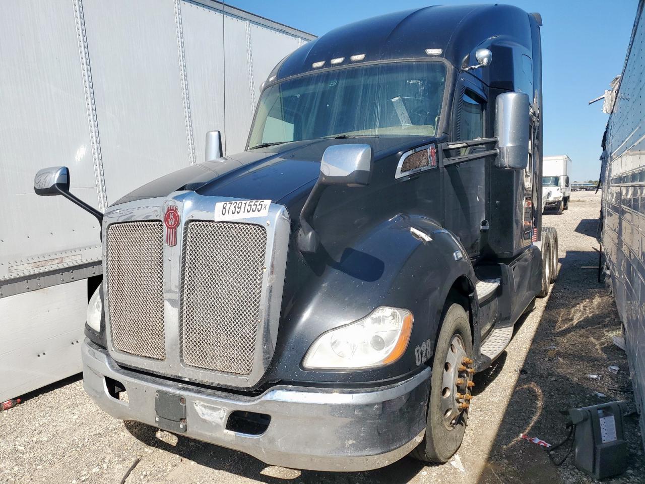 Lot #3288217309 2019 KENWORTH T680