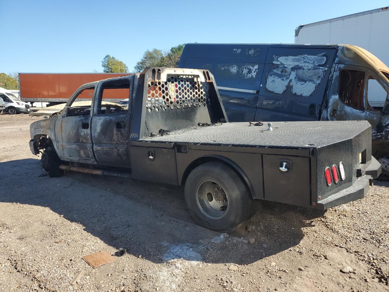 Lot #3284022823 2006 CHEV SILVERADO 3500 LT1 C