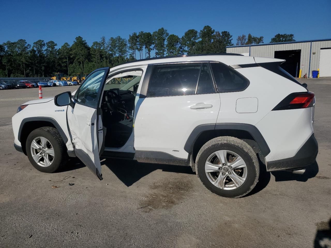 TOYOTA RAV4 LE