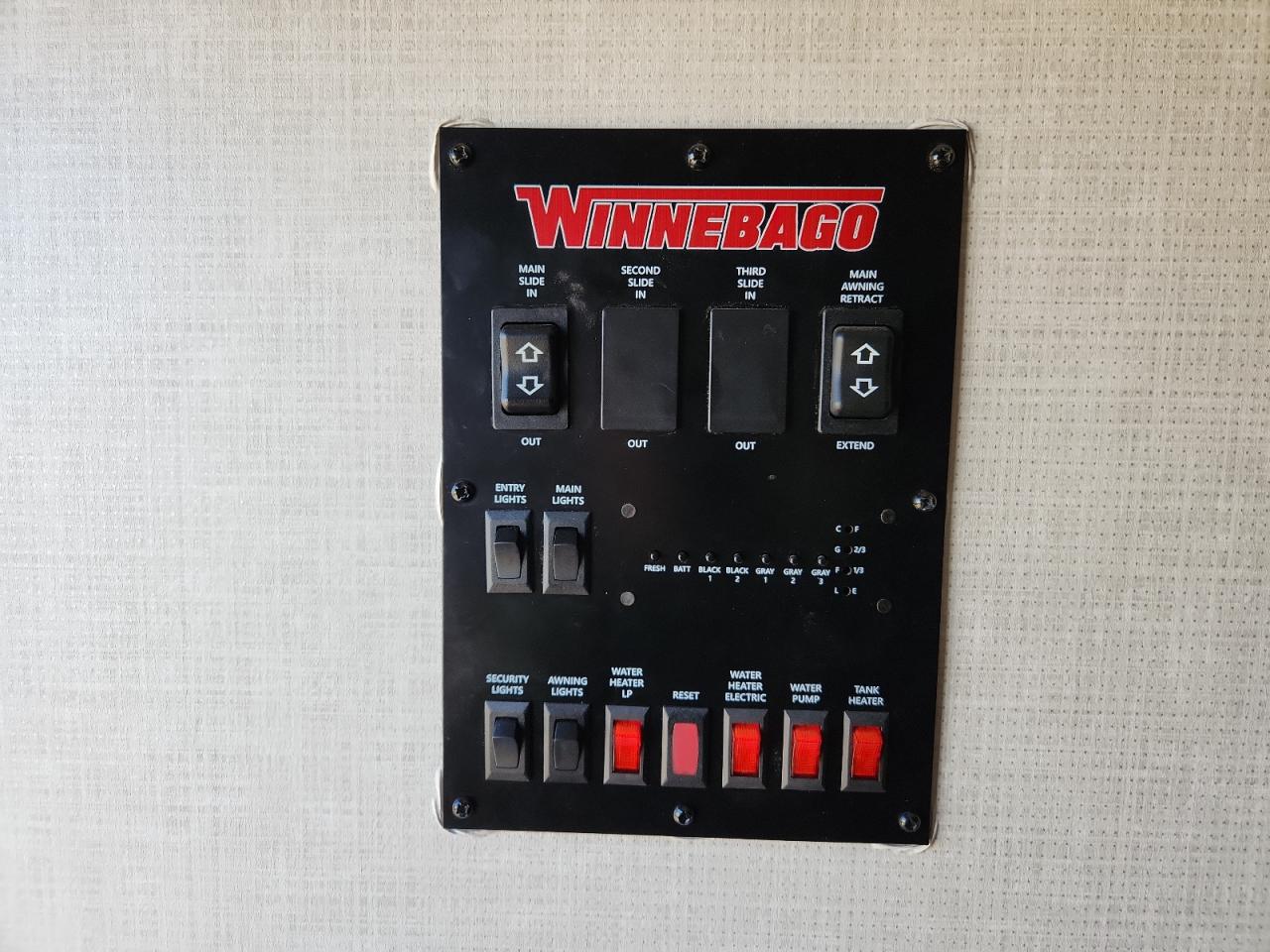 Lot #3280872396 2021 WINNEBAGO VOYAGE