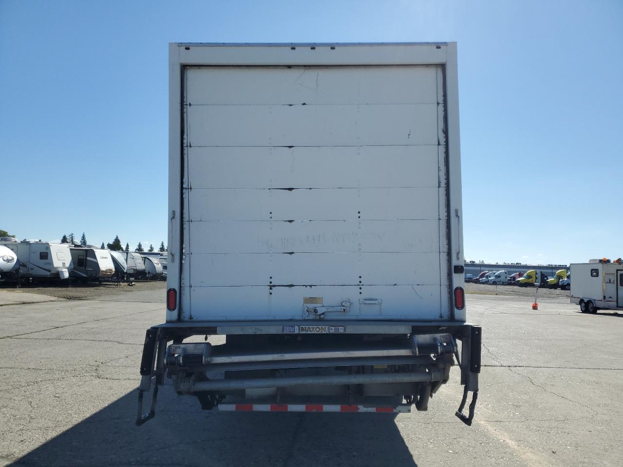 Lot #3268369799 2019 INTL 4000 4300